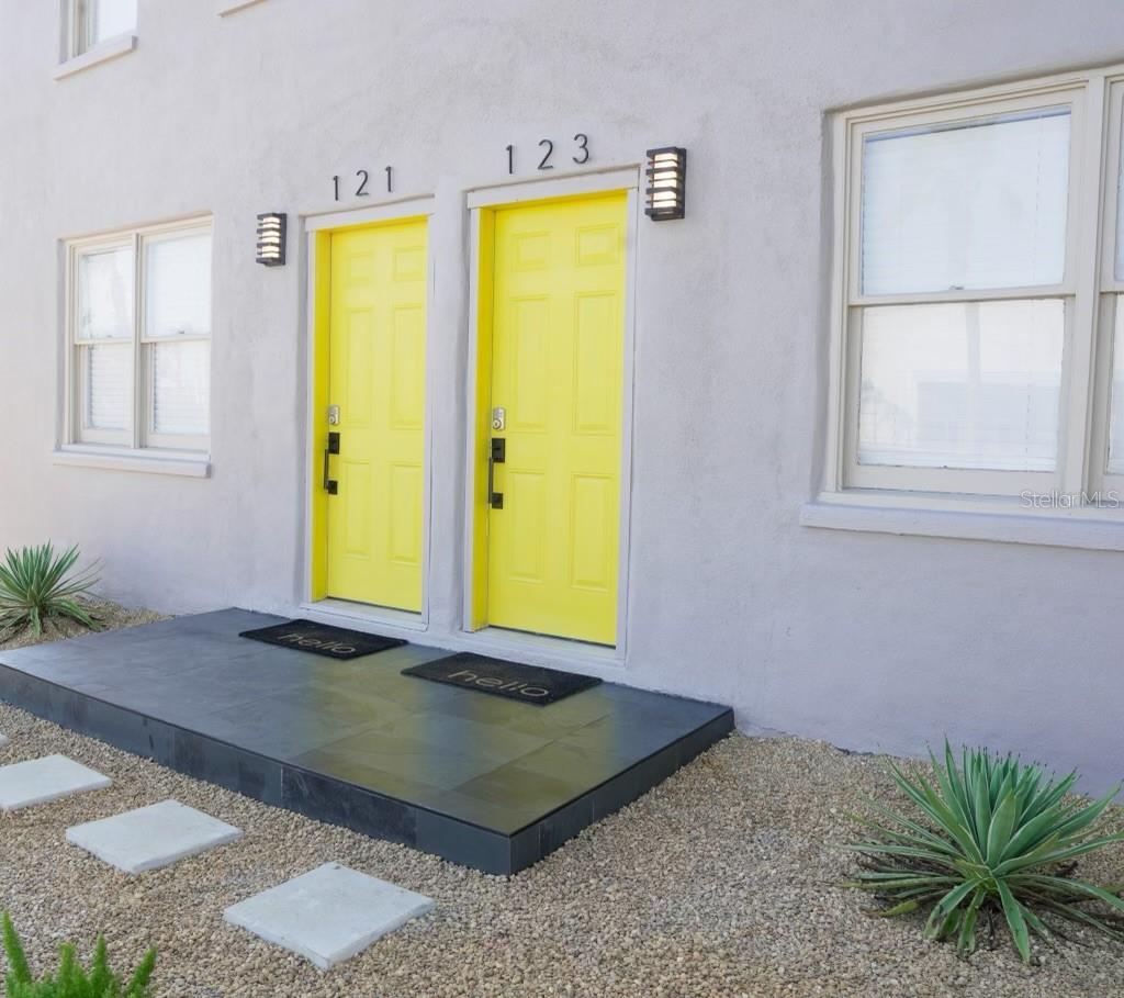 O6439930 Property Photo 19