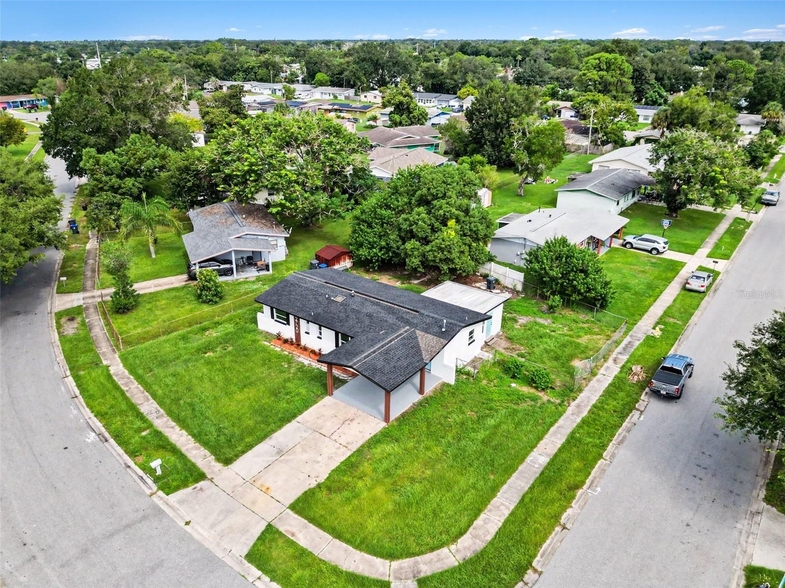 2720 Mars Dr Property Photo 28