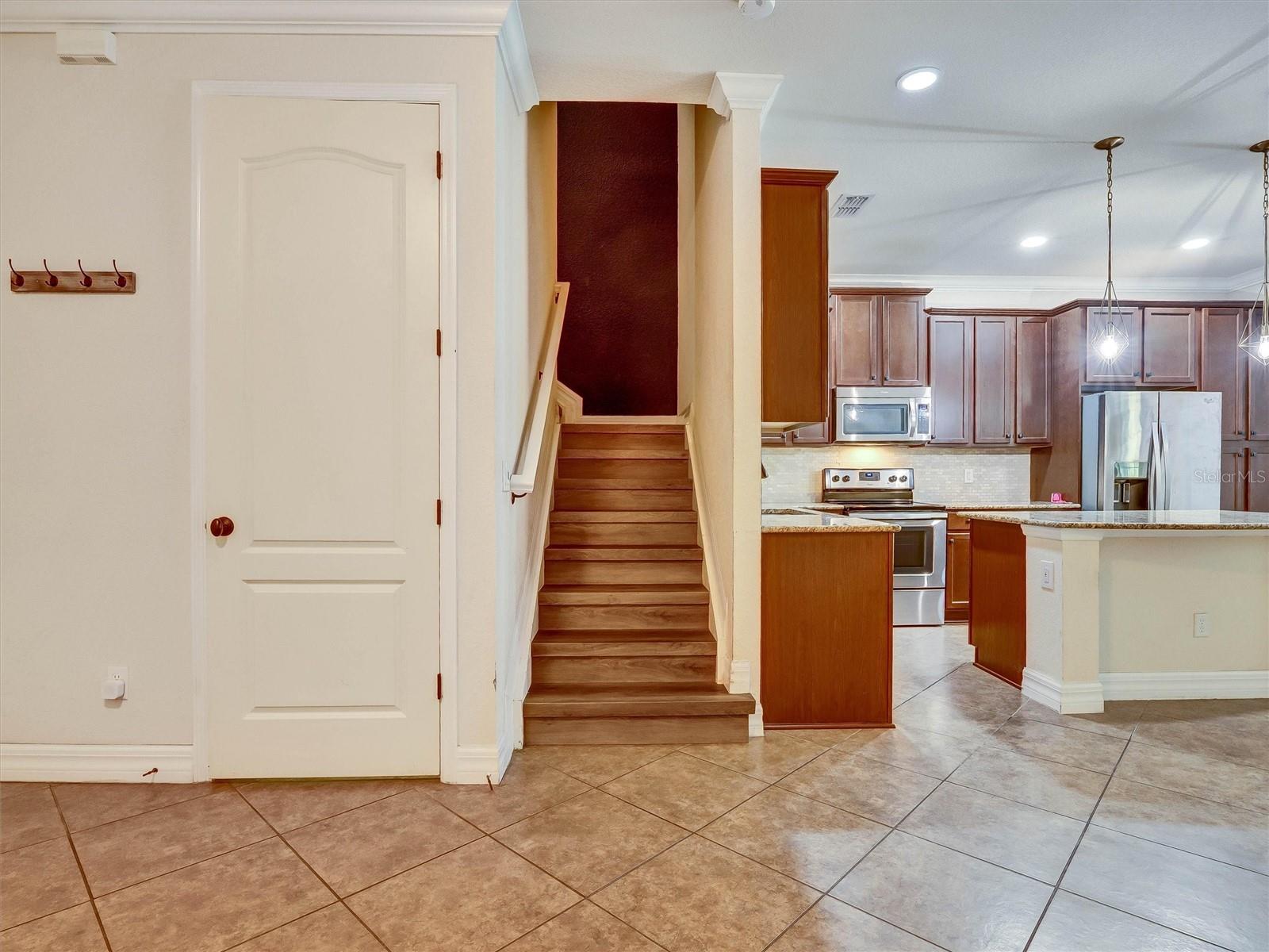 9986 Eagle Creek Center Blvd Property Photo 10