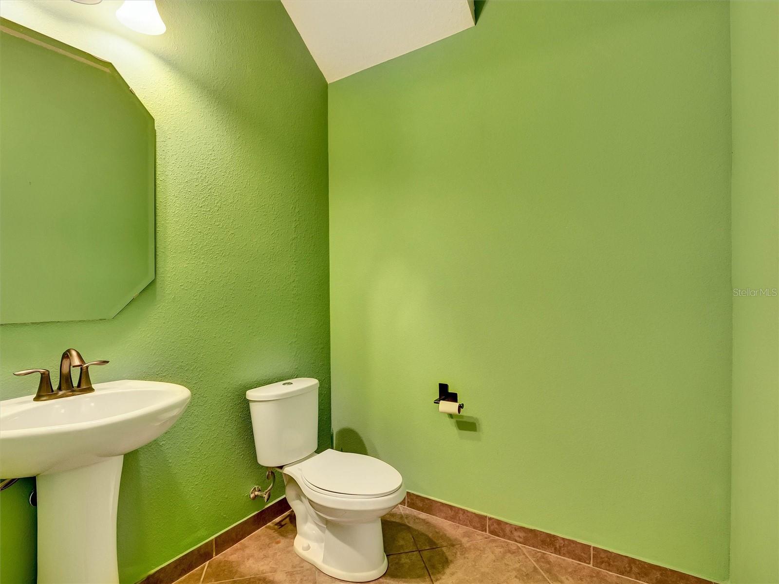 9986 Eagle Creek Center Blvd Property Photo 11