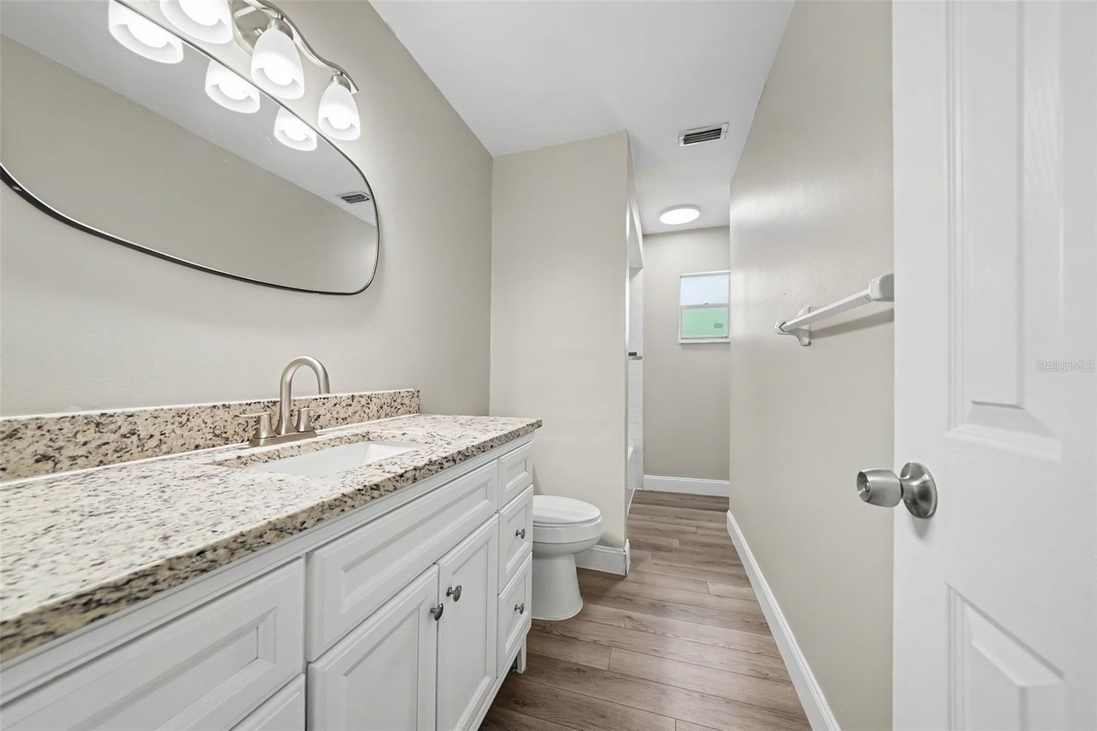 117 Snapdragon Ct Property Photo 14