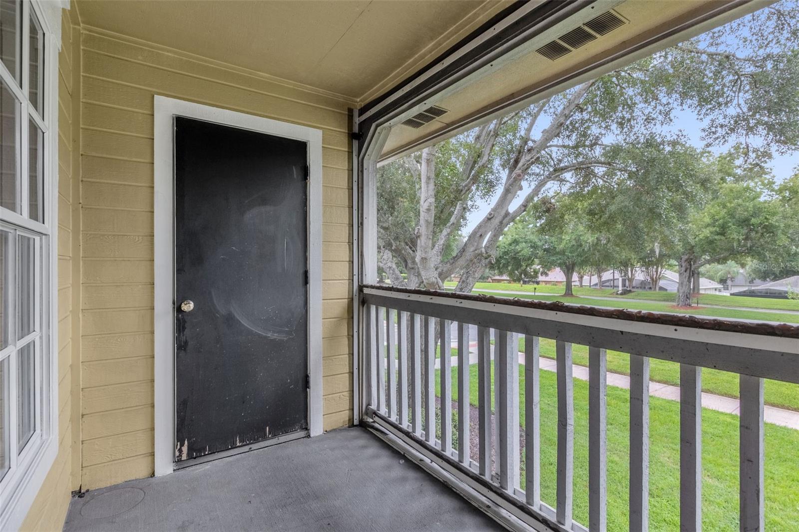 1089 S Hiawassee Rd #324 Property Photo 4