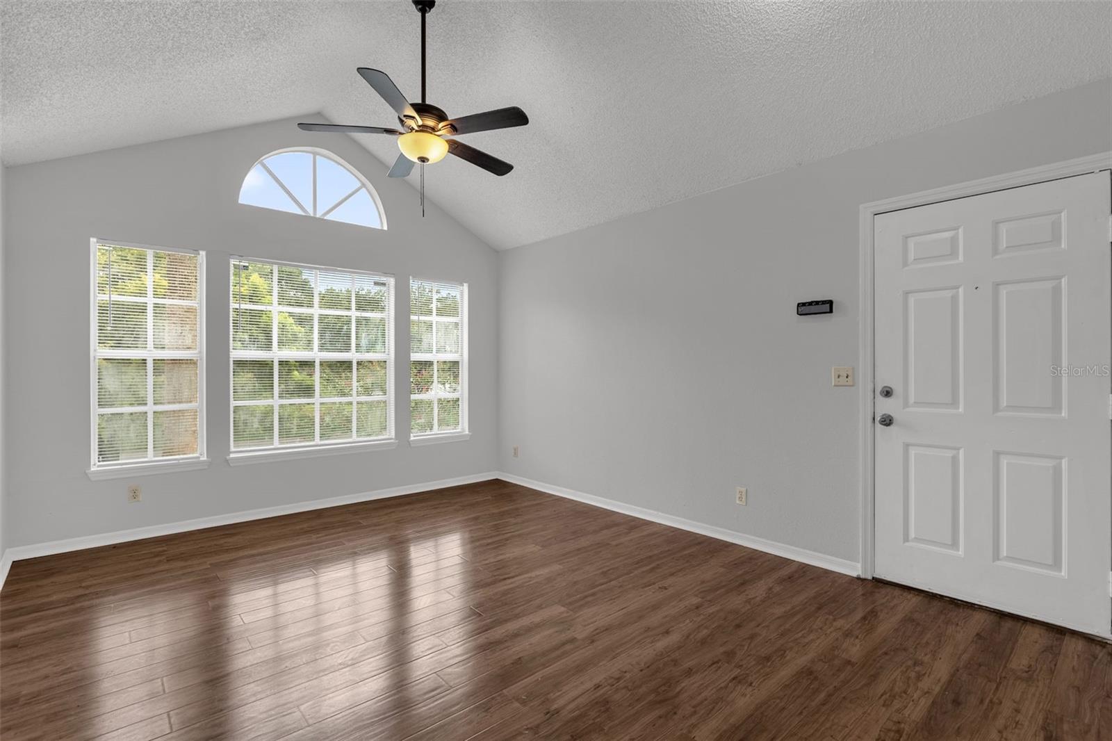 1089 S Hiawassee Rd #324 Property Photo 7