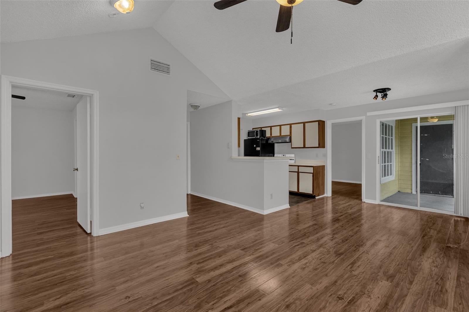 1089 S Hiawassee Rd #324 Property Photo 9