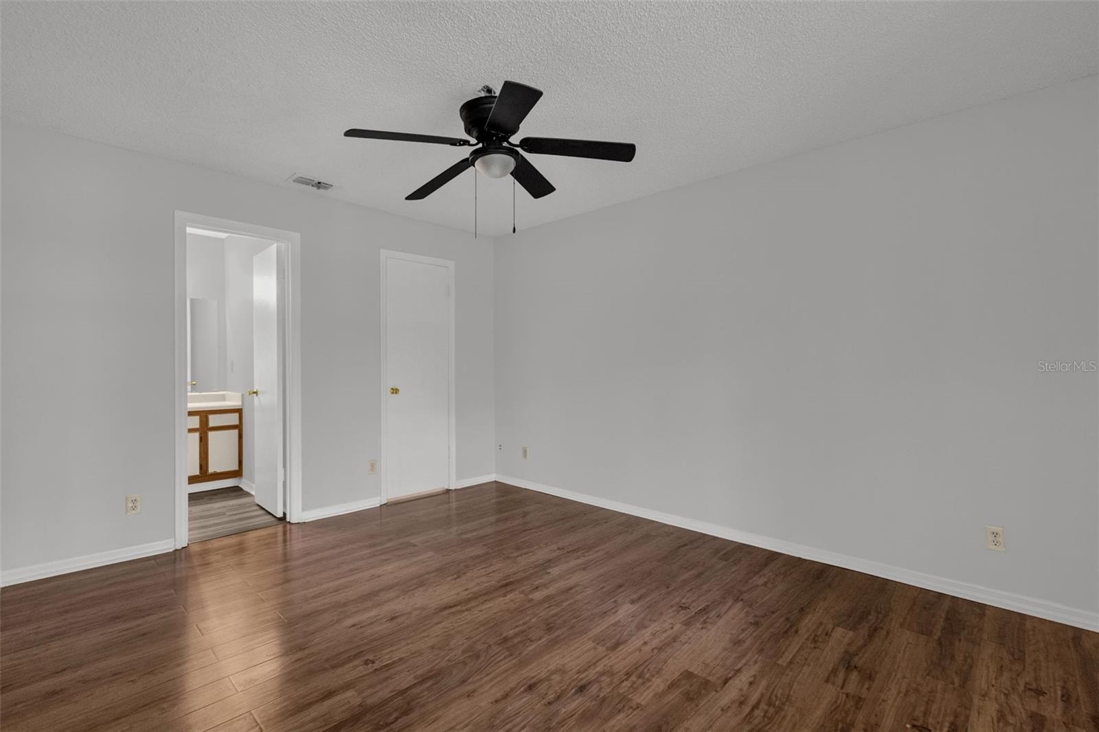 1089 S Hiawassee Rd #324 Property Photo 20