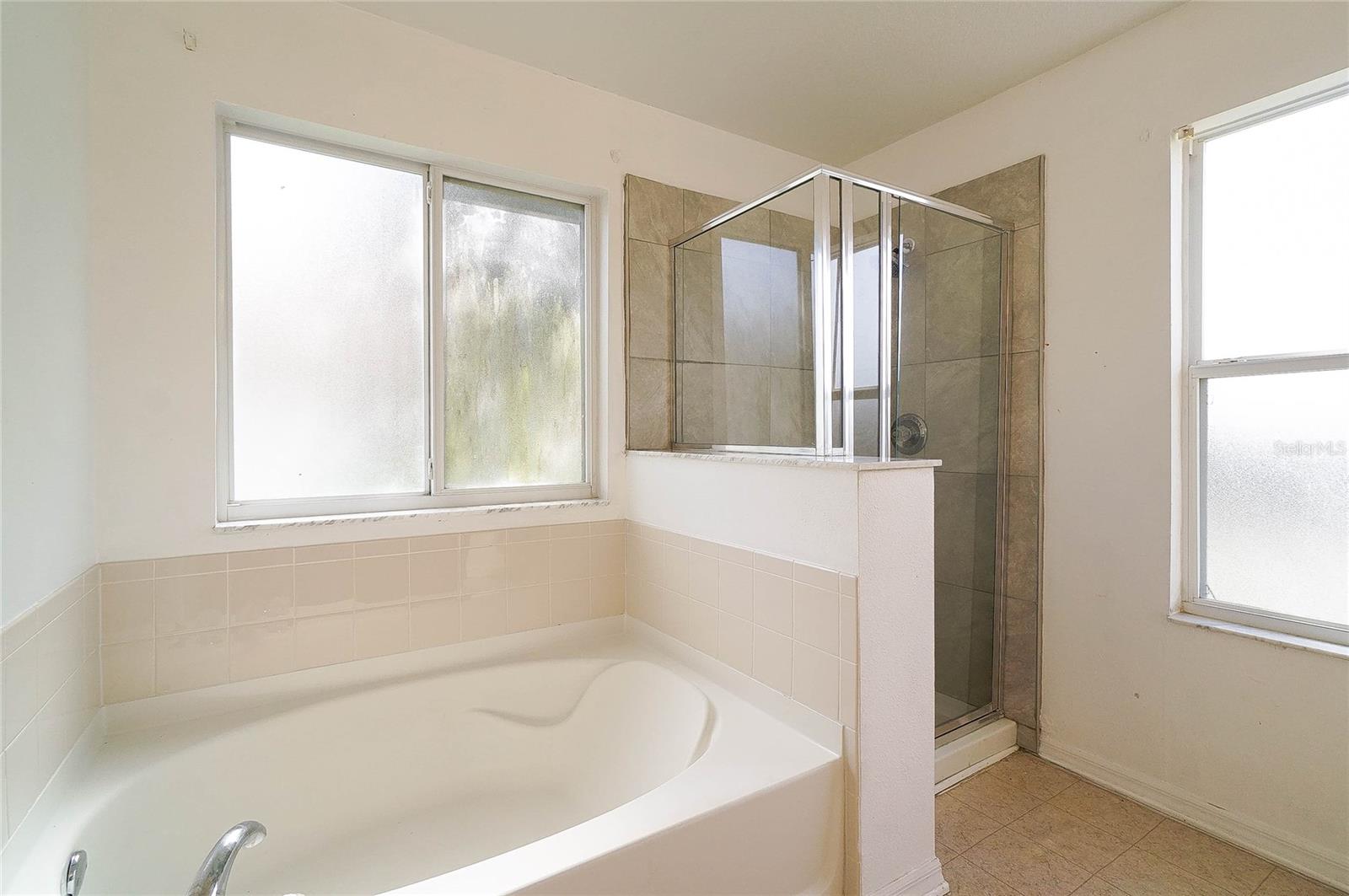 1542 Nightfall Dr Property Photo 15