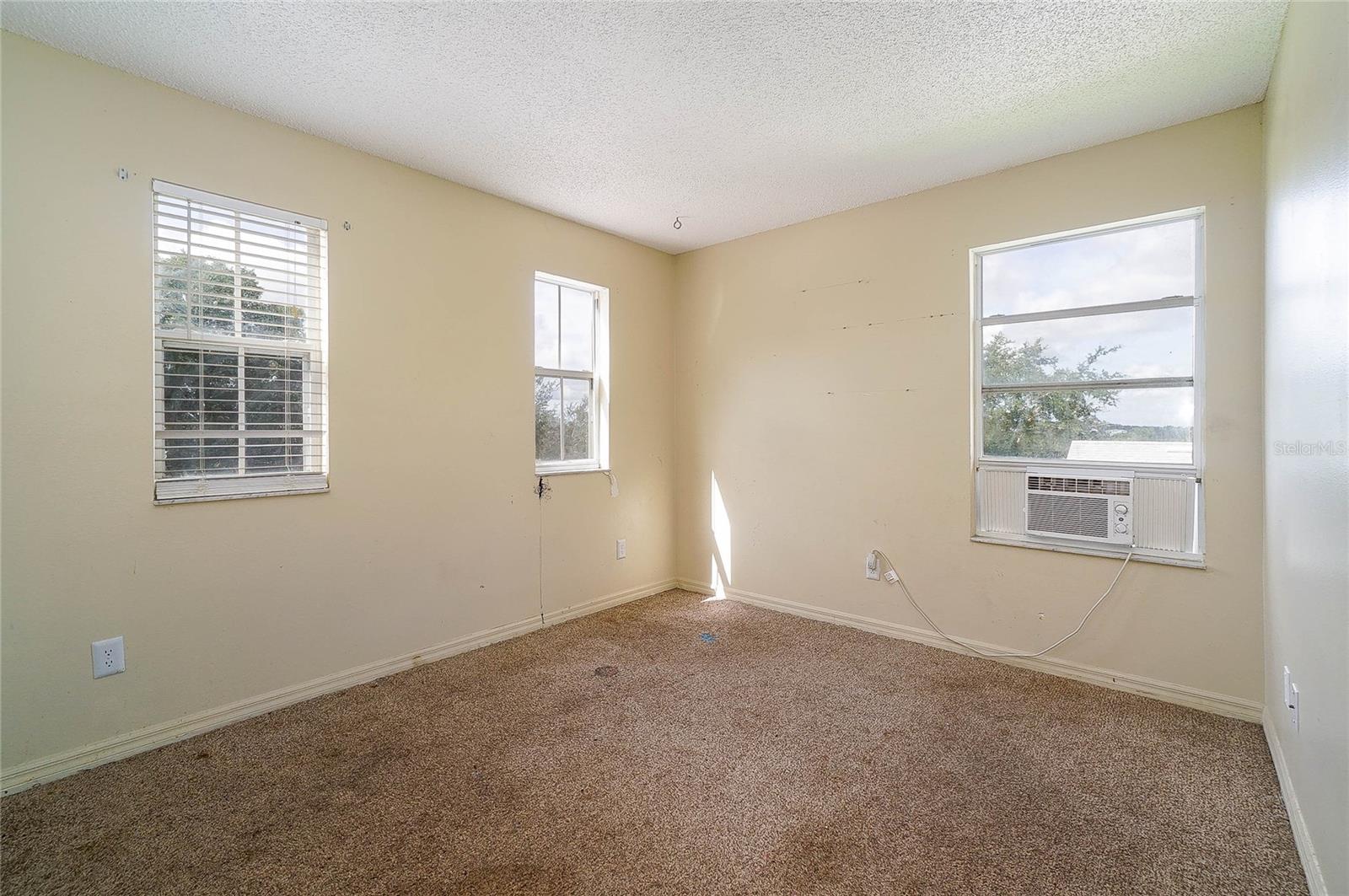 1542 Nightfall Dr Property Photo 16