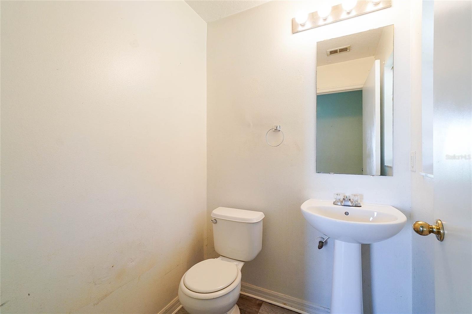 1542 Nightfall Dr Property Photo 23