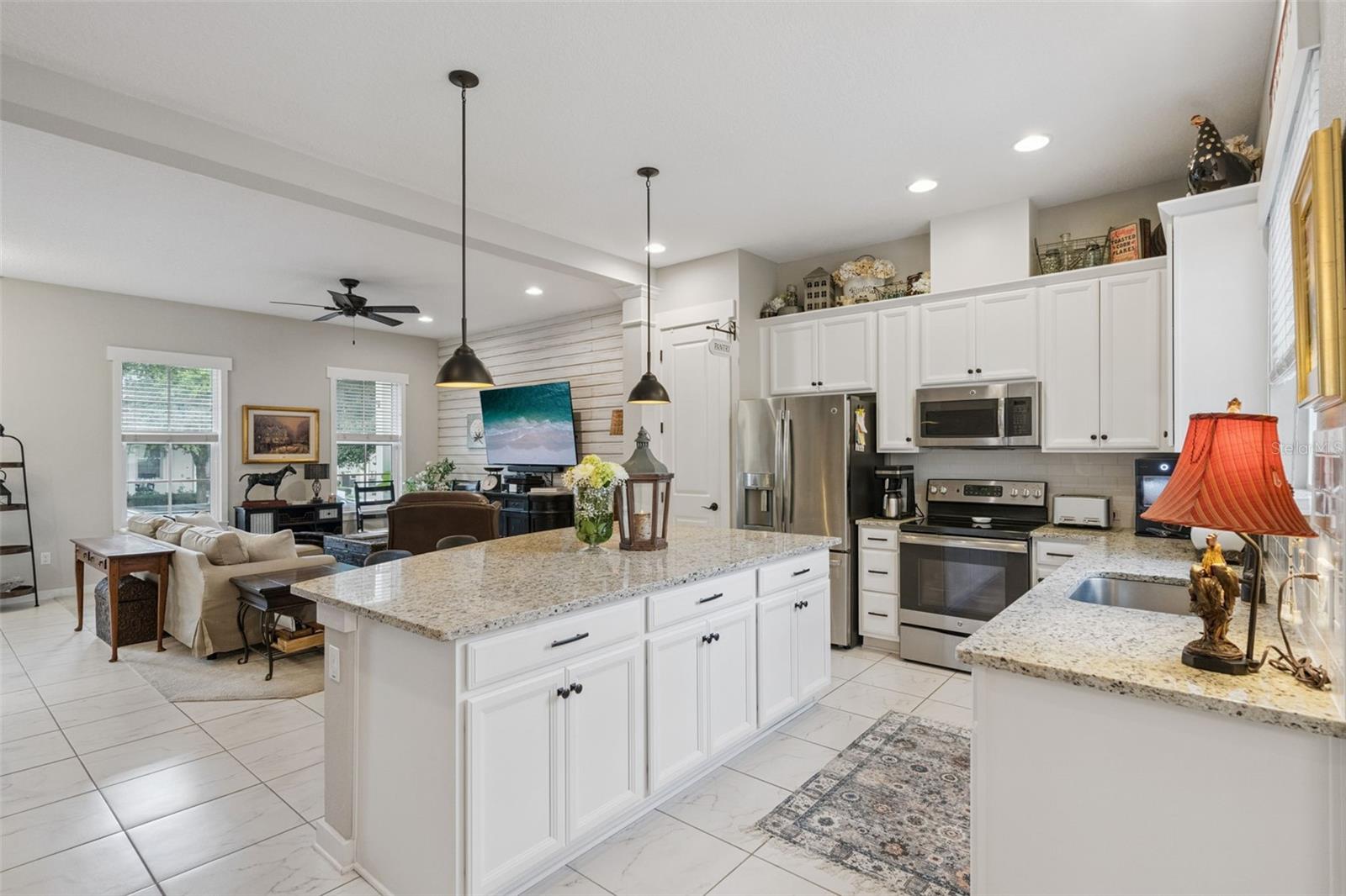 1373 Kiawah St Property Photo 13
