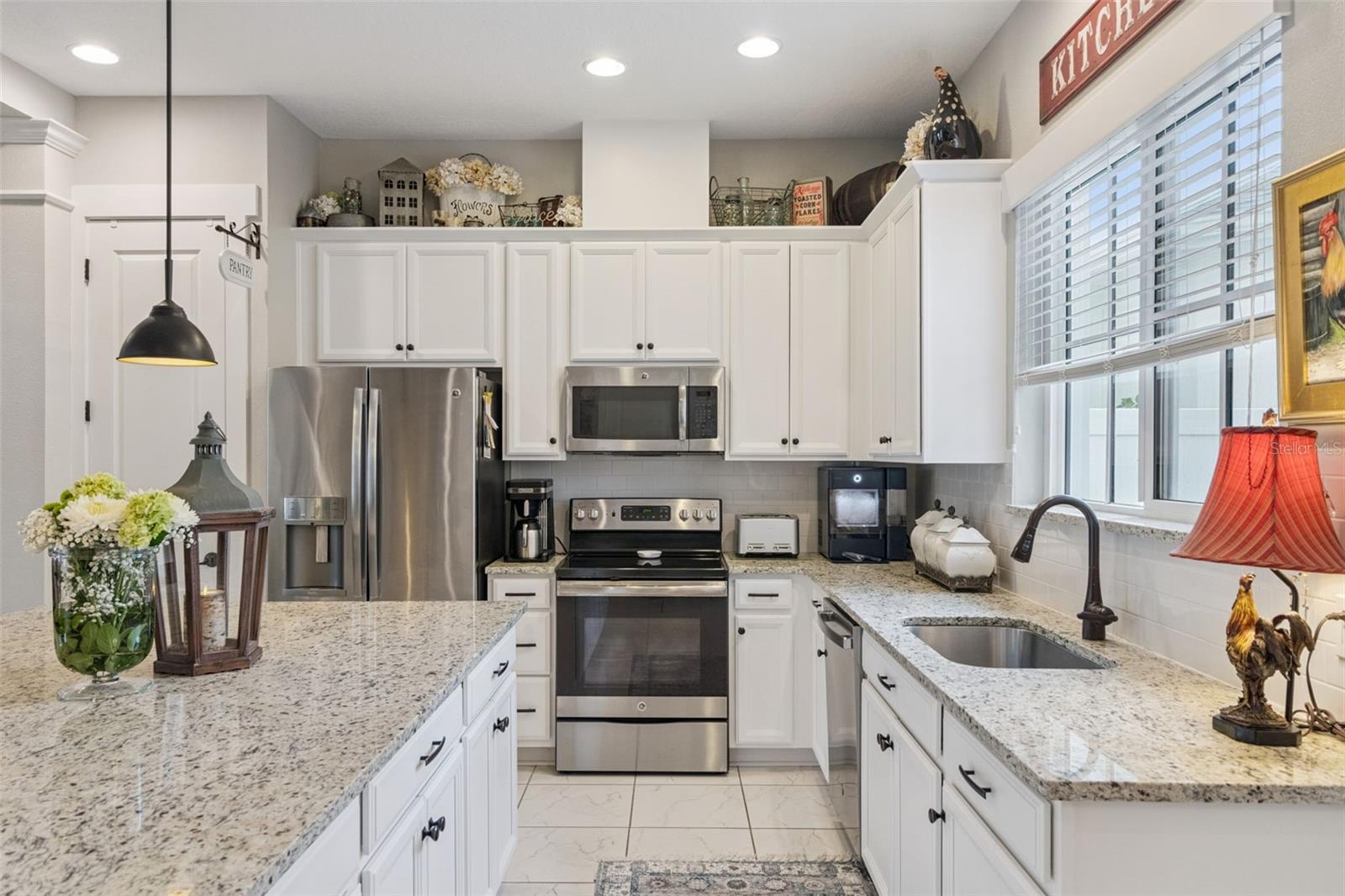 1373 Kiawah St Property Photo 15