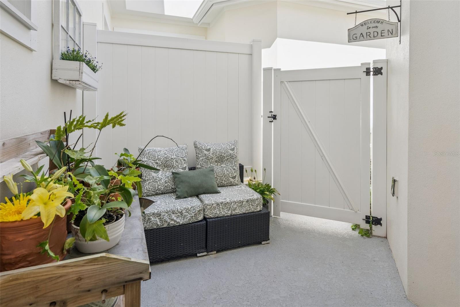 1373 Kiawah St Property Photo 35