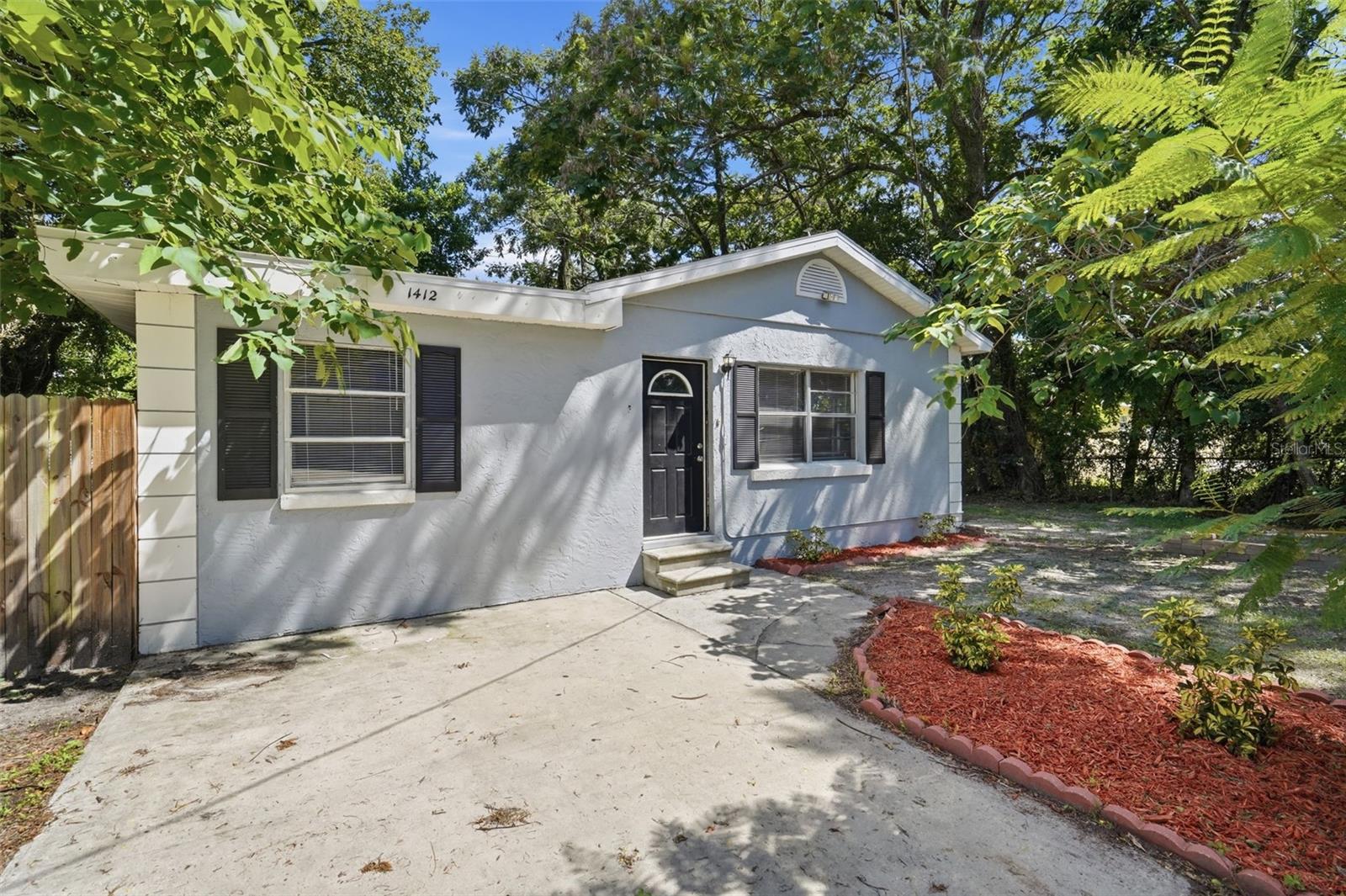 1412 E Annie St Property Photo 1