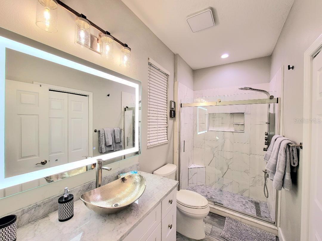 5010 S San Mateo Dr Property Photo 12