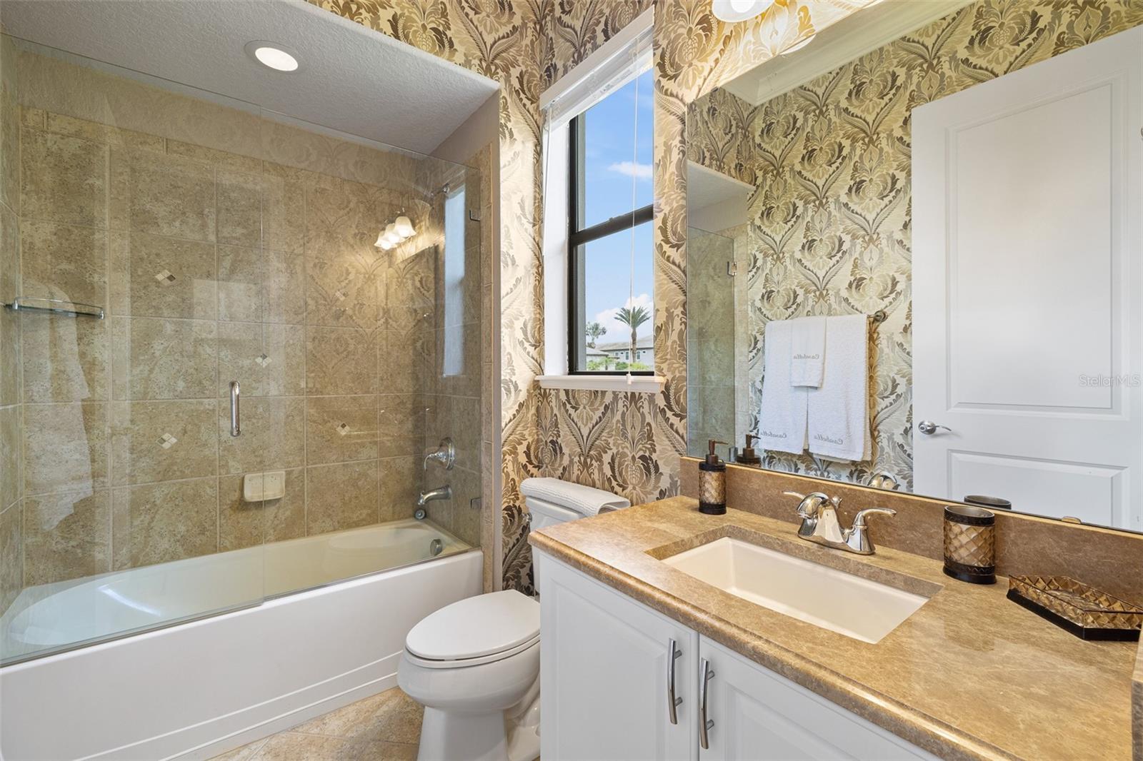 4243 Isabella Cir Property Photo 32