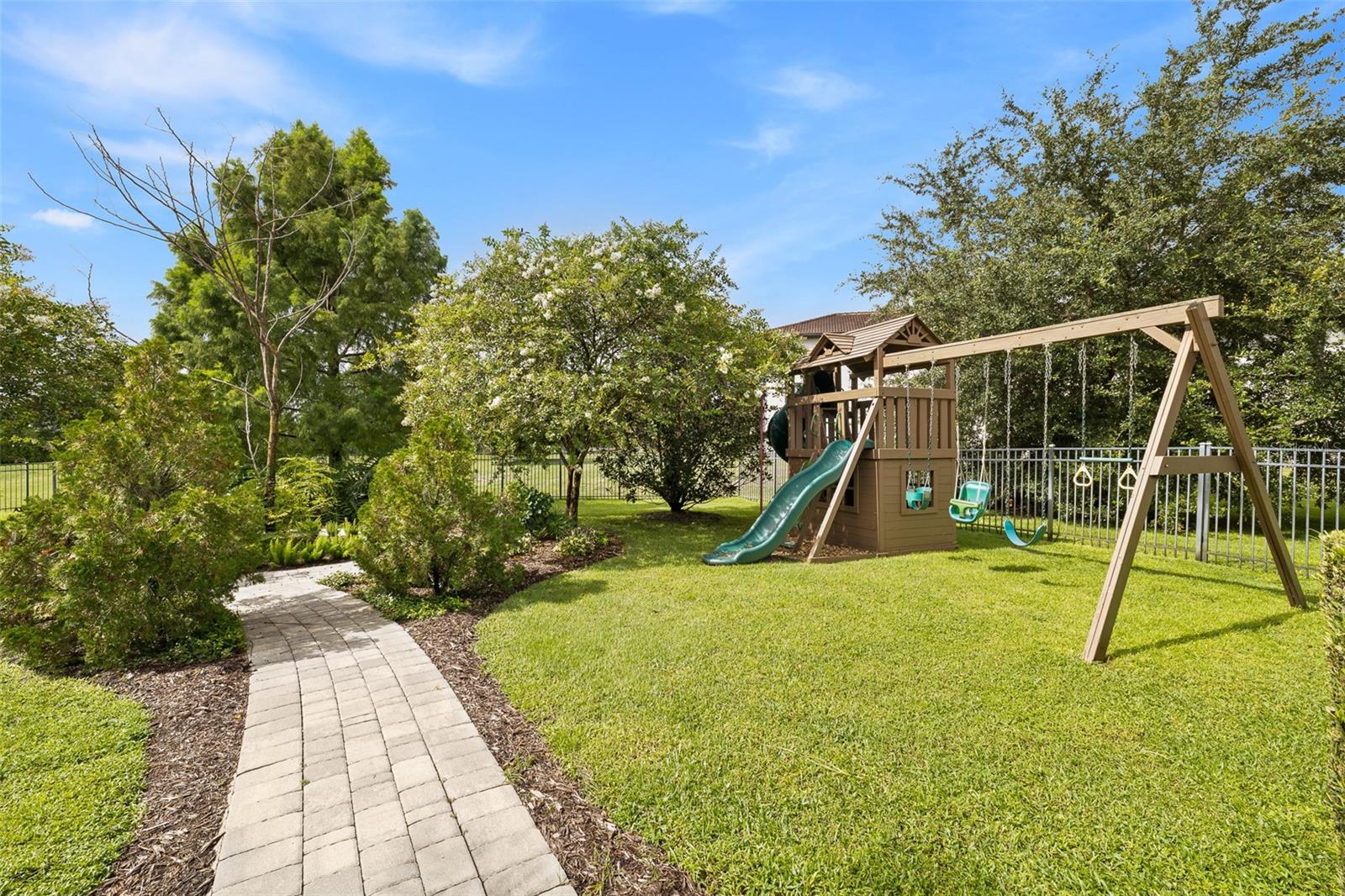 4243 Isabella Cir Property Photo 73
