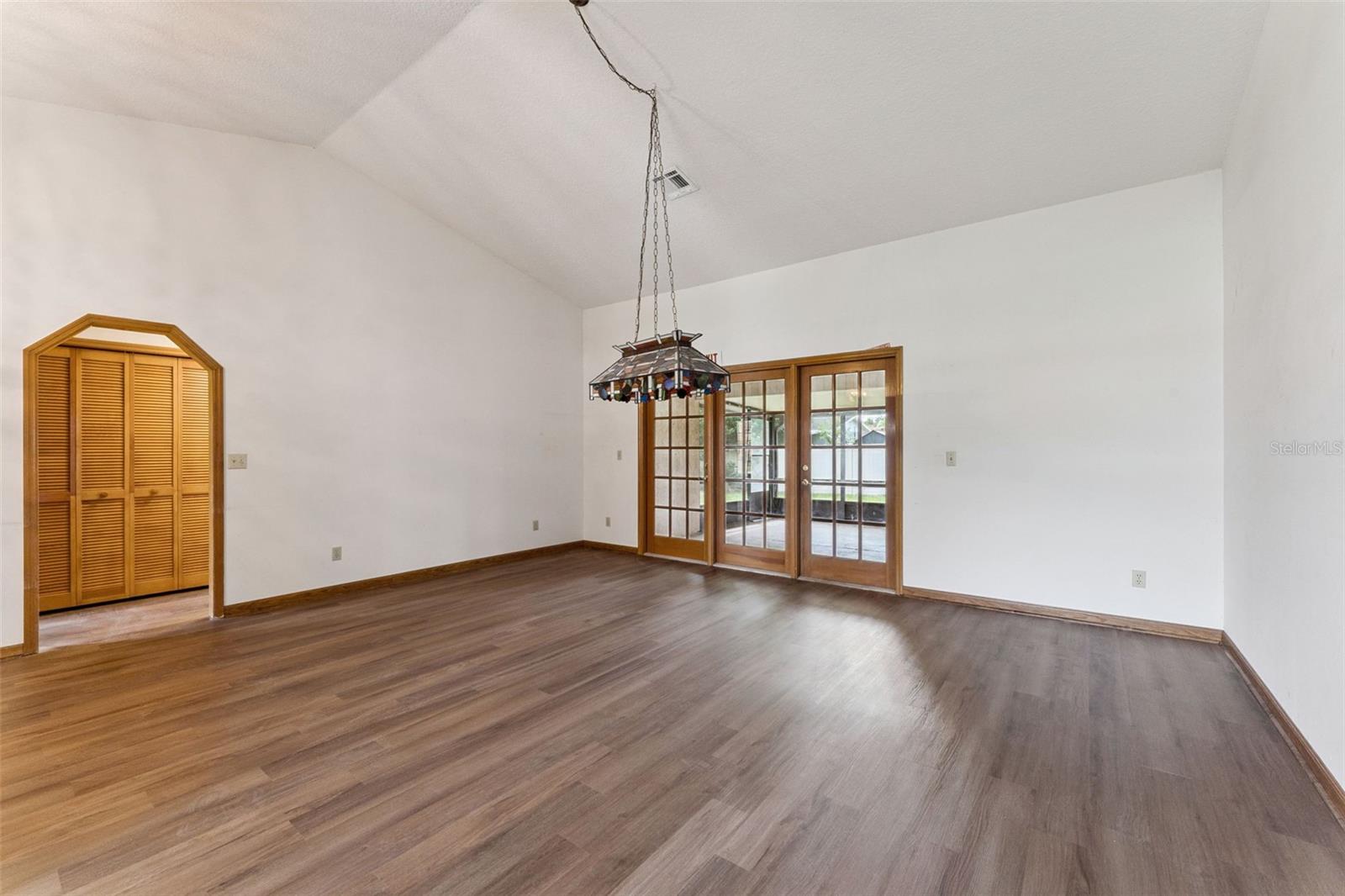 1153 Feather Dr Property Photo 10