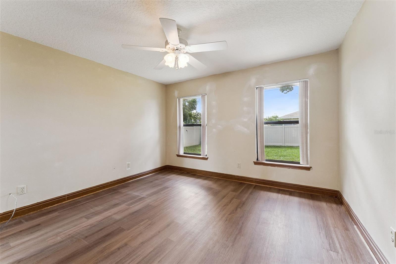 1153 Feather Dr Property Photo 33
