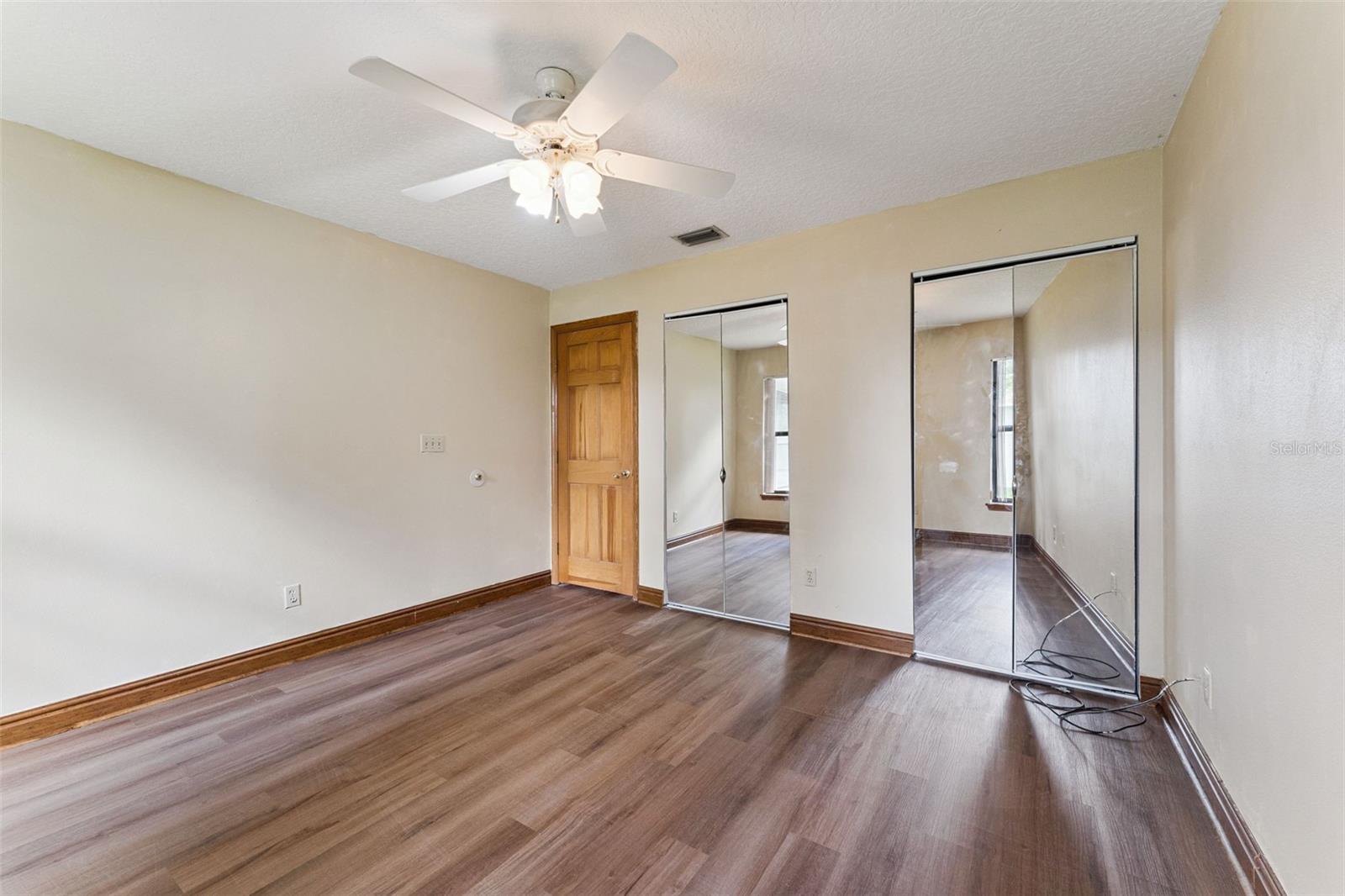 1153 Feather Dr Property Photo 34