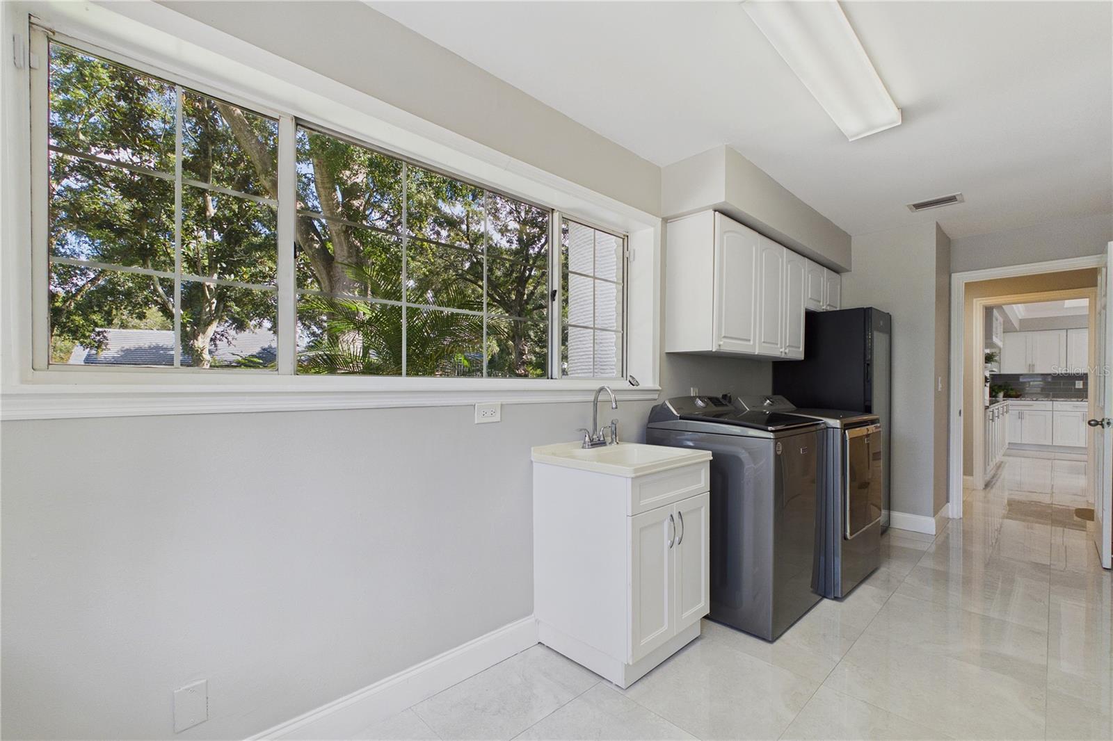 9102 S Bay Dr Property Photo 12