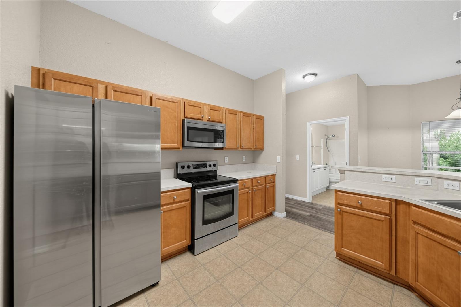 2019 Wanda Ave N Property Photo 2