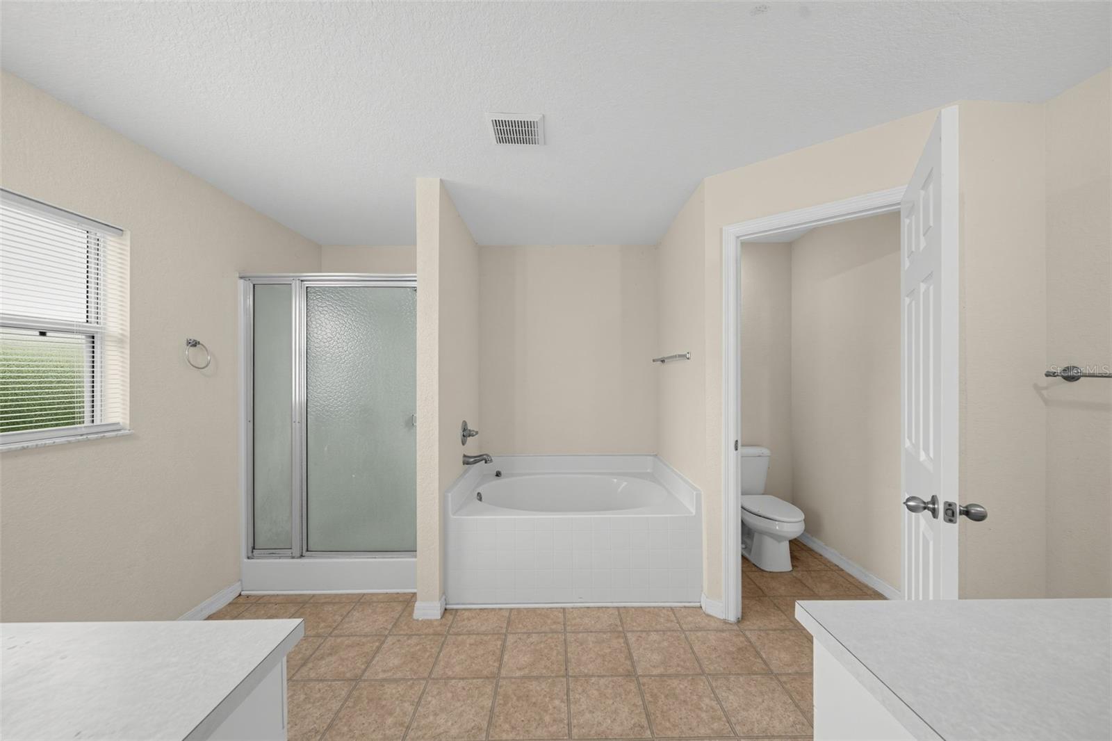 2019 Wanda Ave N Property Photo 9