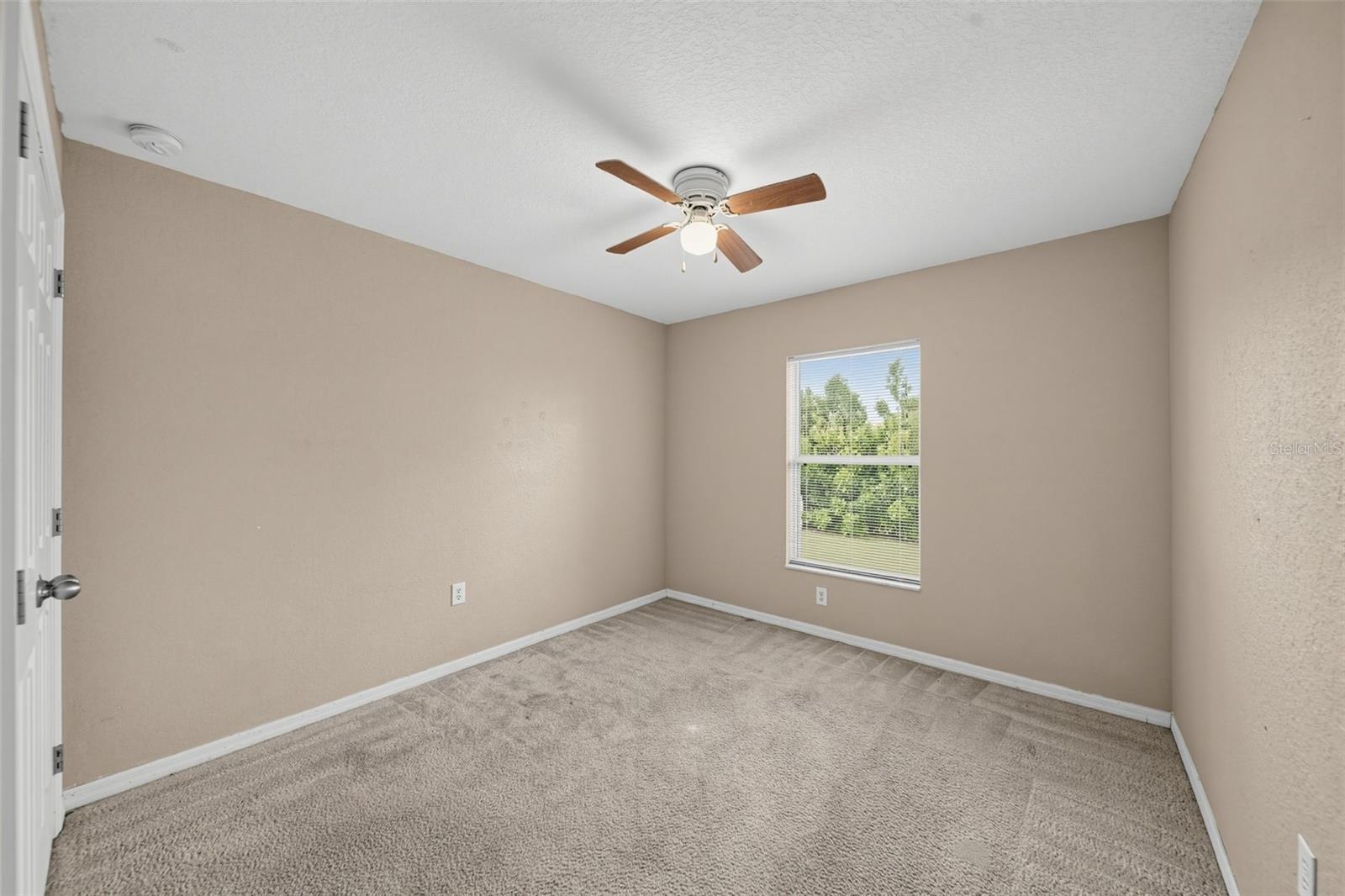 2019 Wanda Ave N Property Photo 14
