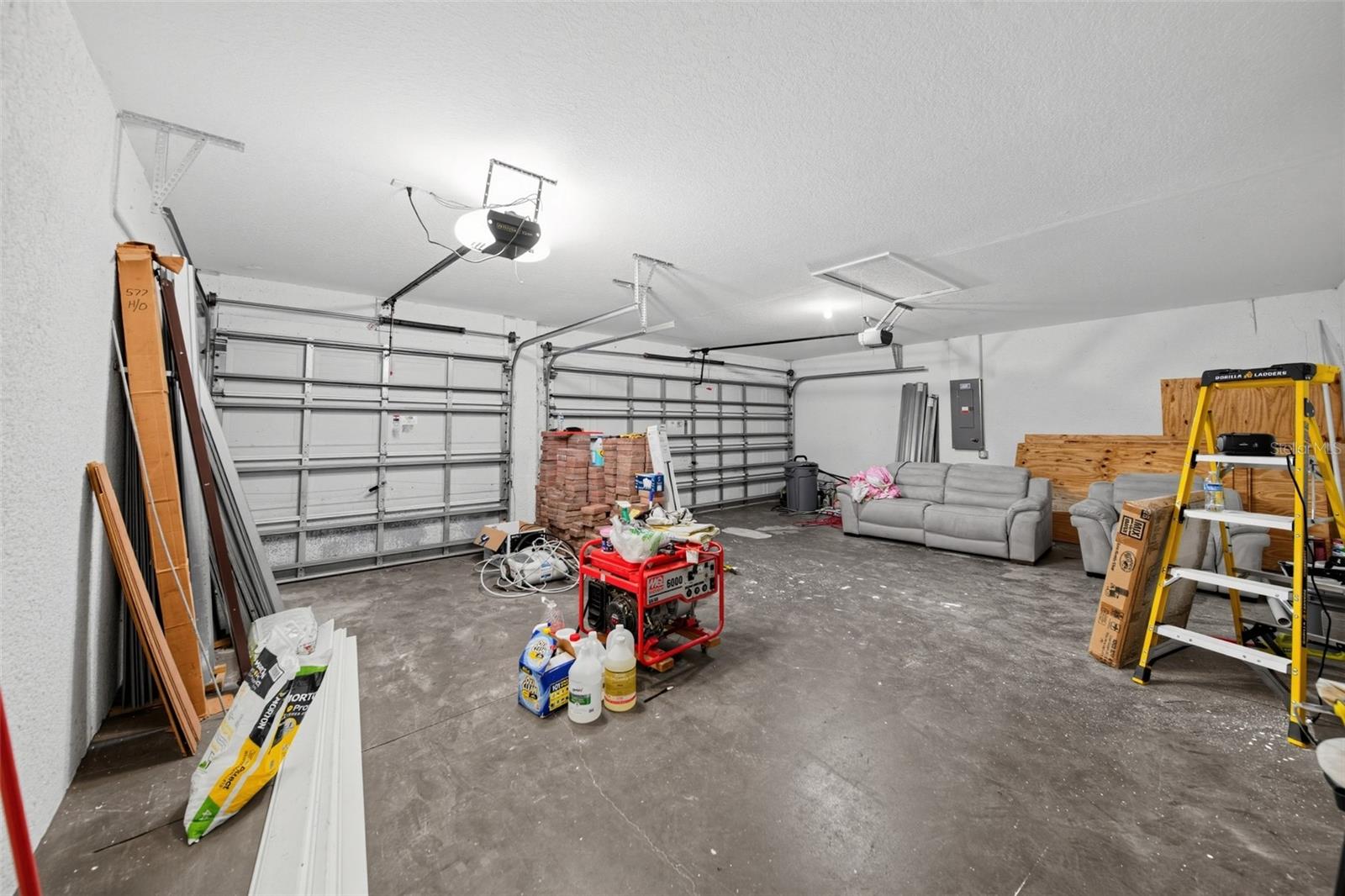 2019 Wanda Ave N Property Photo 30