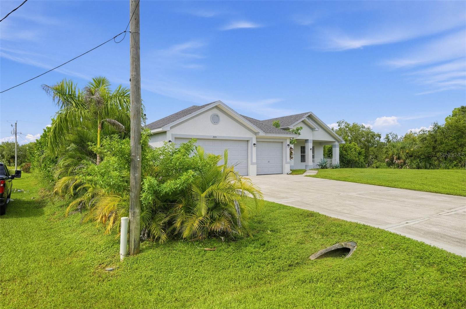 2019 Wanda Ave N Property Photo 32