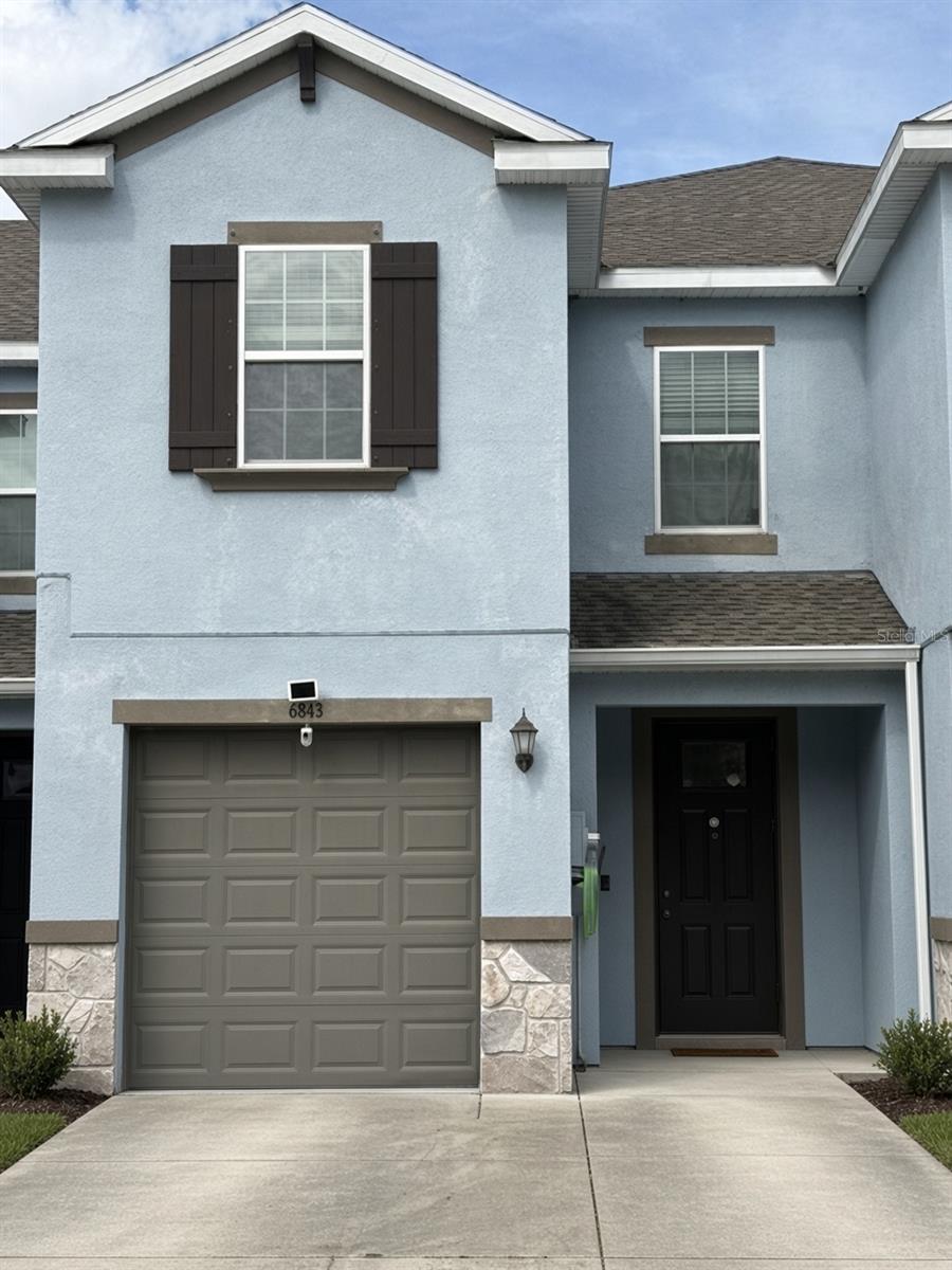 6843 Citrus Creek Ln Property Photo 1