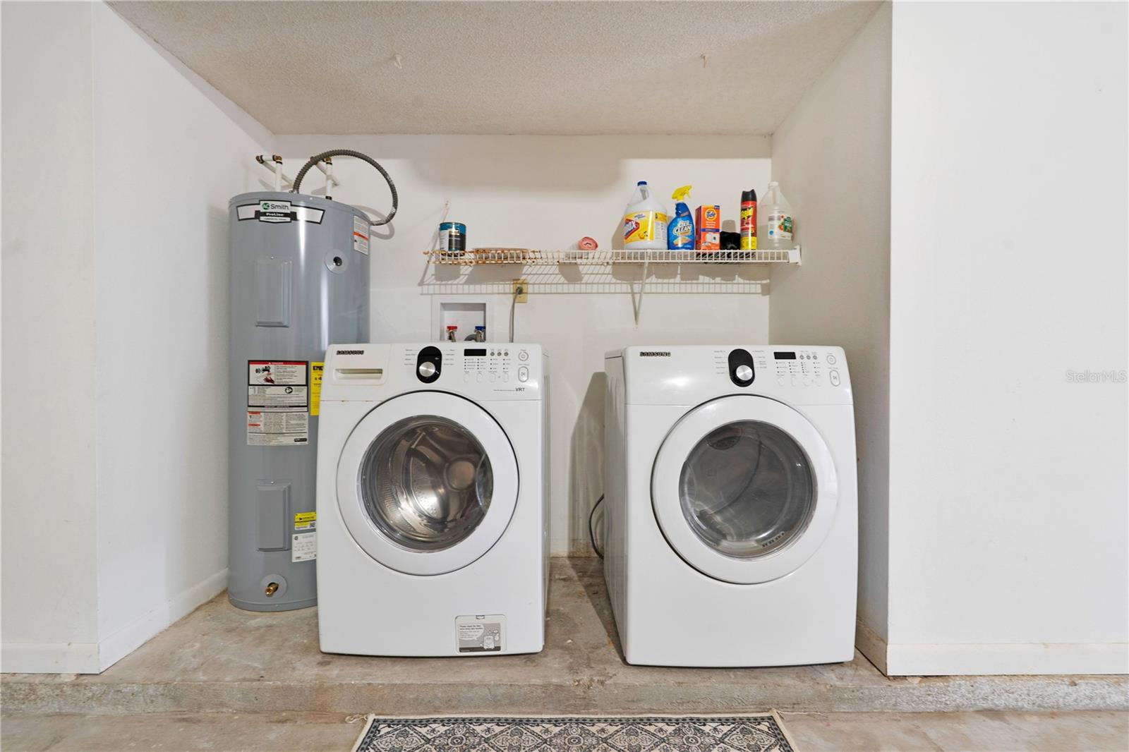 668 Post Oak Cir #116 Property Photo 18