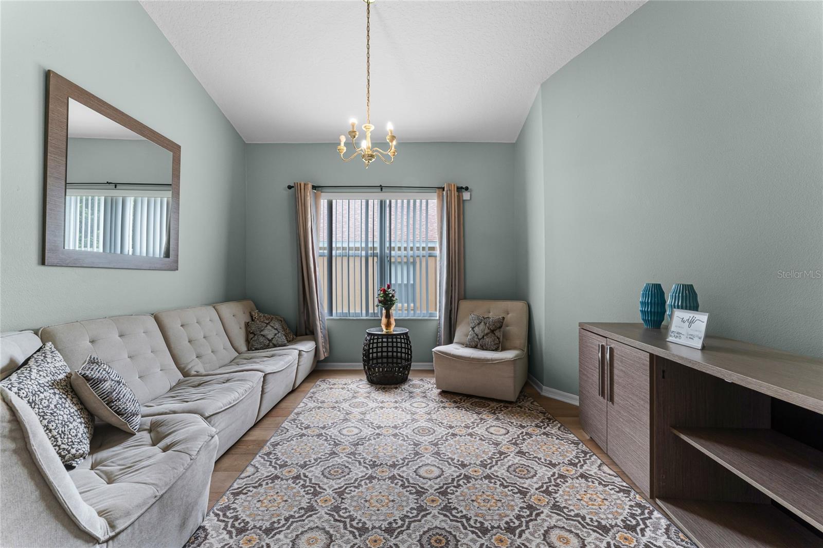 616 Corvina Dr Property Photo 13