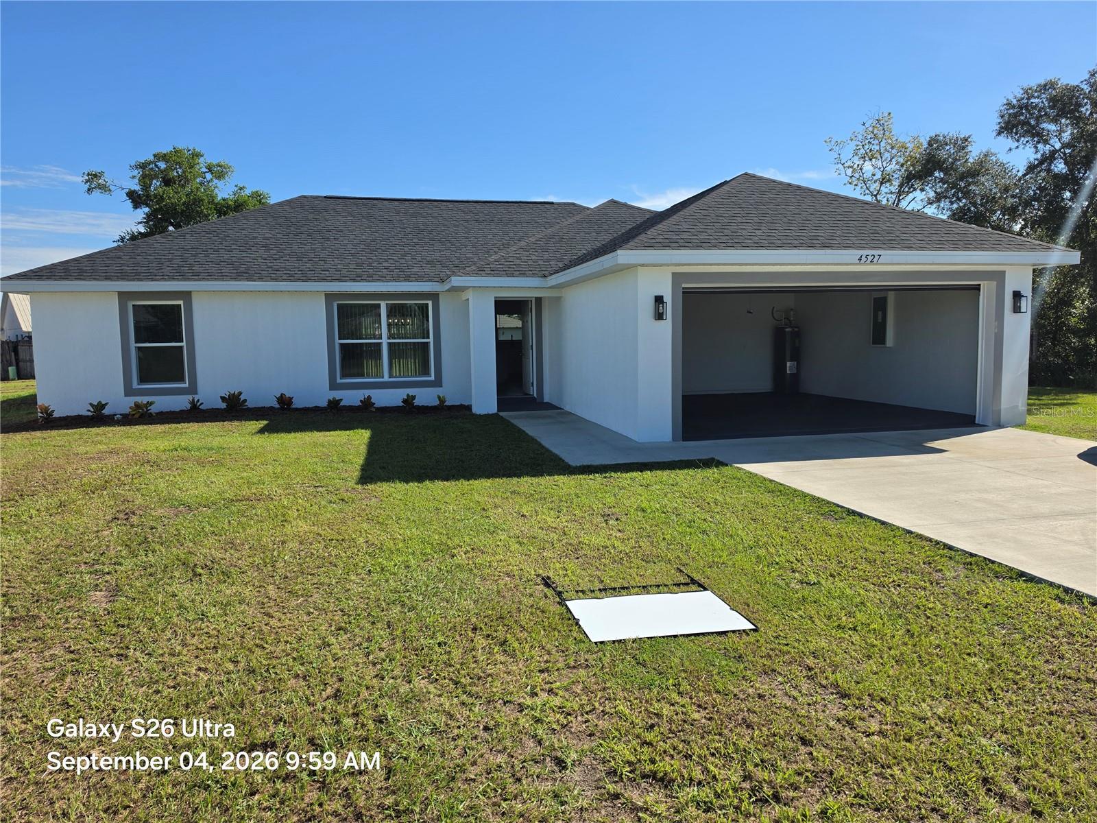 4527 Sw 155th Pl Property Photo 3