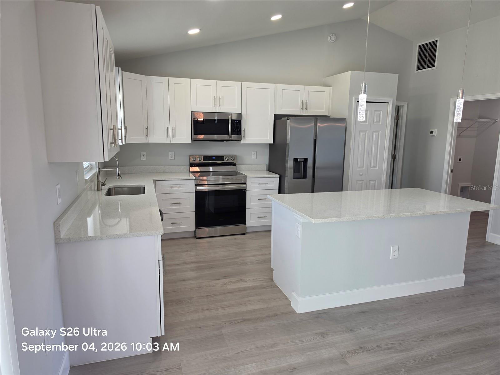 4527 Sw 155th Pl Property Photo 9