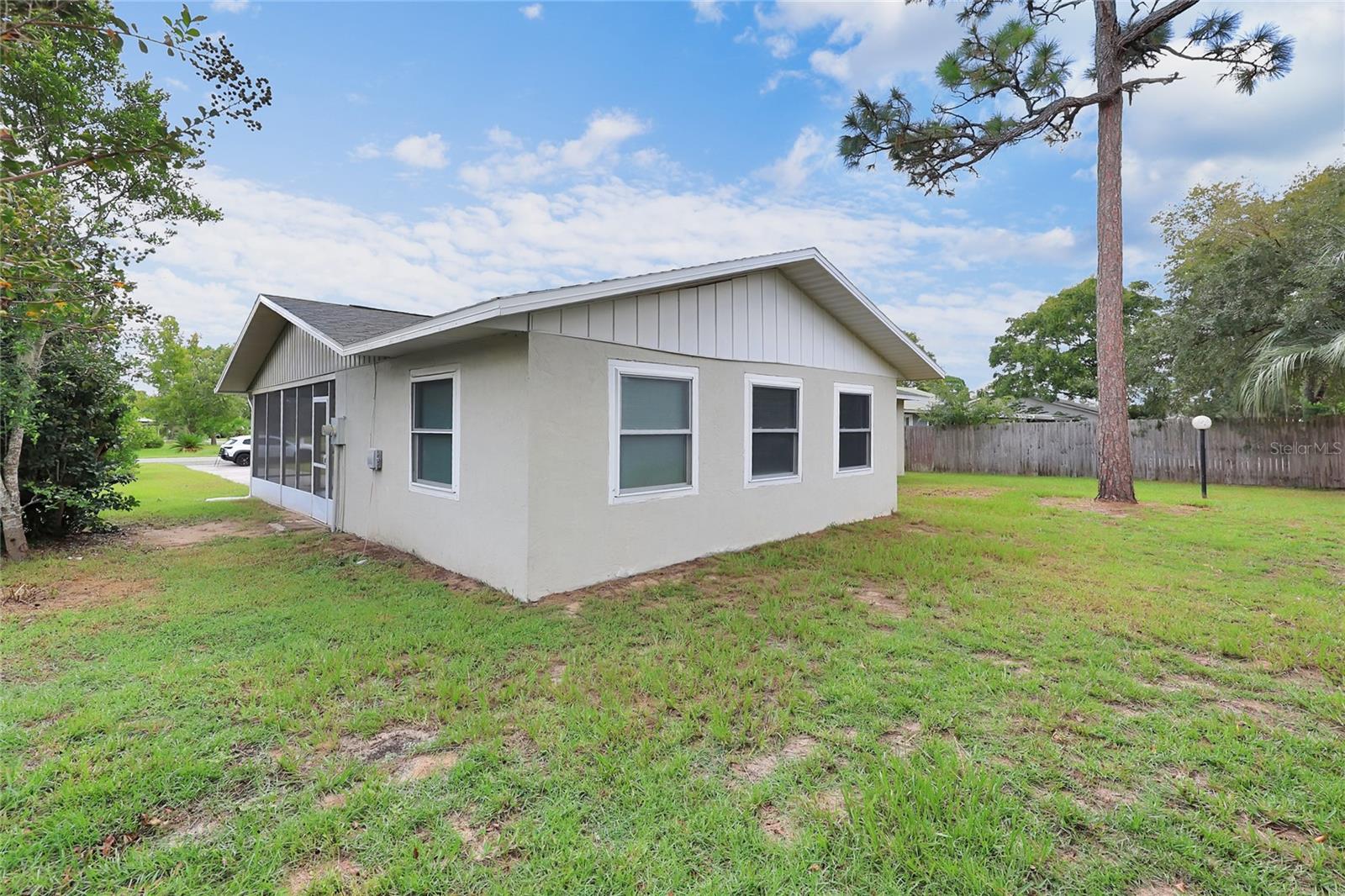 481 Emerald Rd Property Photo 26