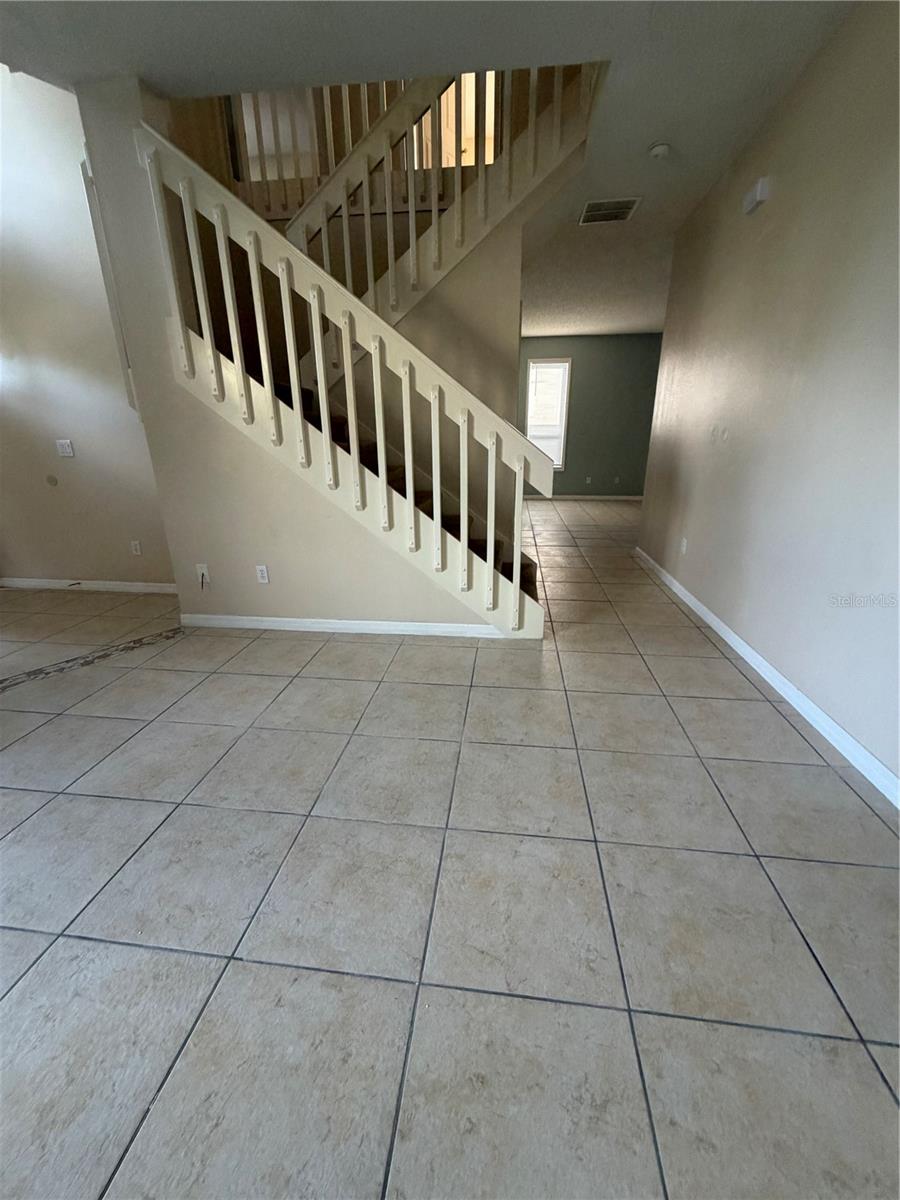 12685 Enclave Dr Property Photo 7