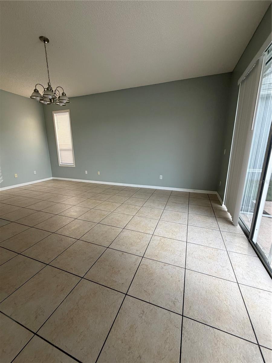 12685 Enclave Dr Property Photo 13