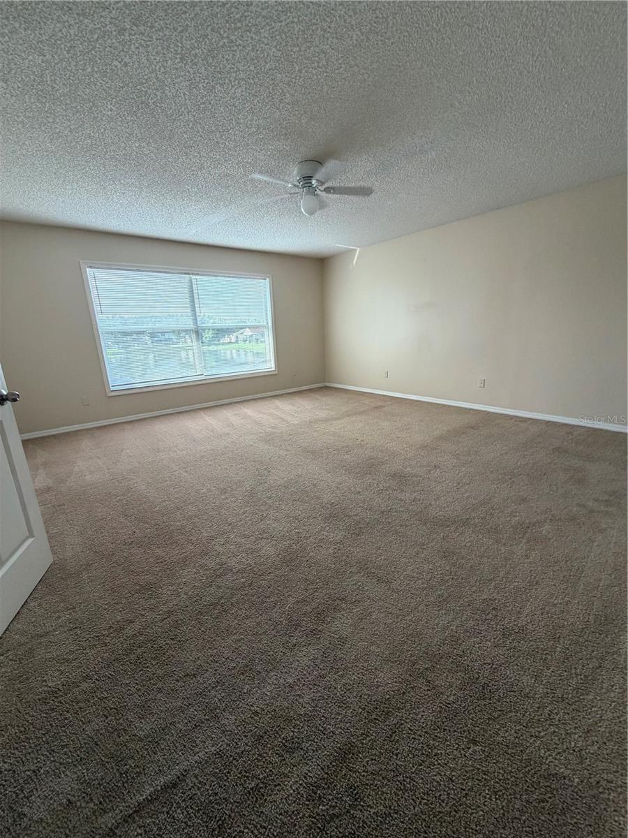 12685 Enclave Dr Property Photo 23