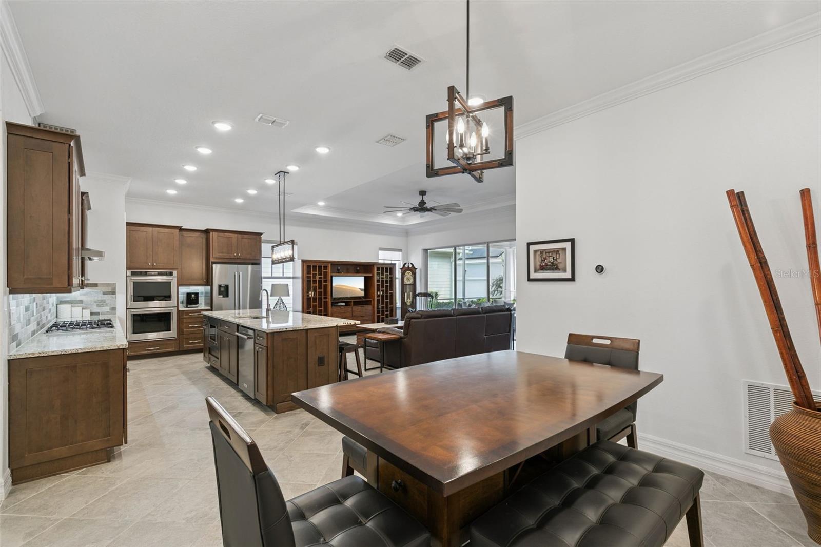 1850 Beach Ridge Rd Property Photo 12