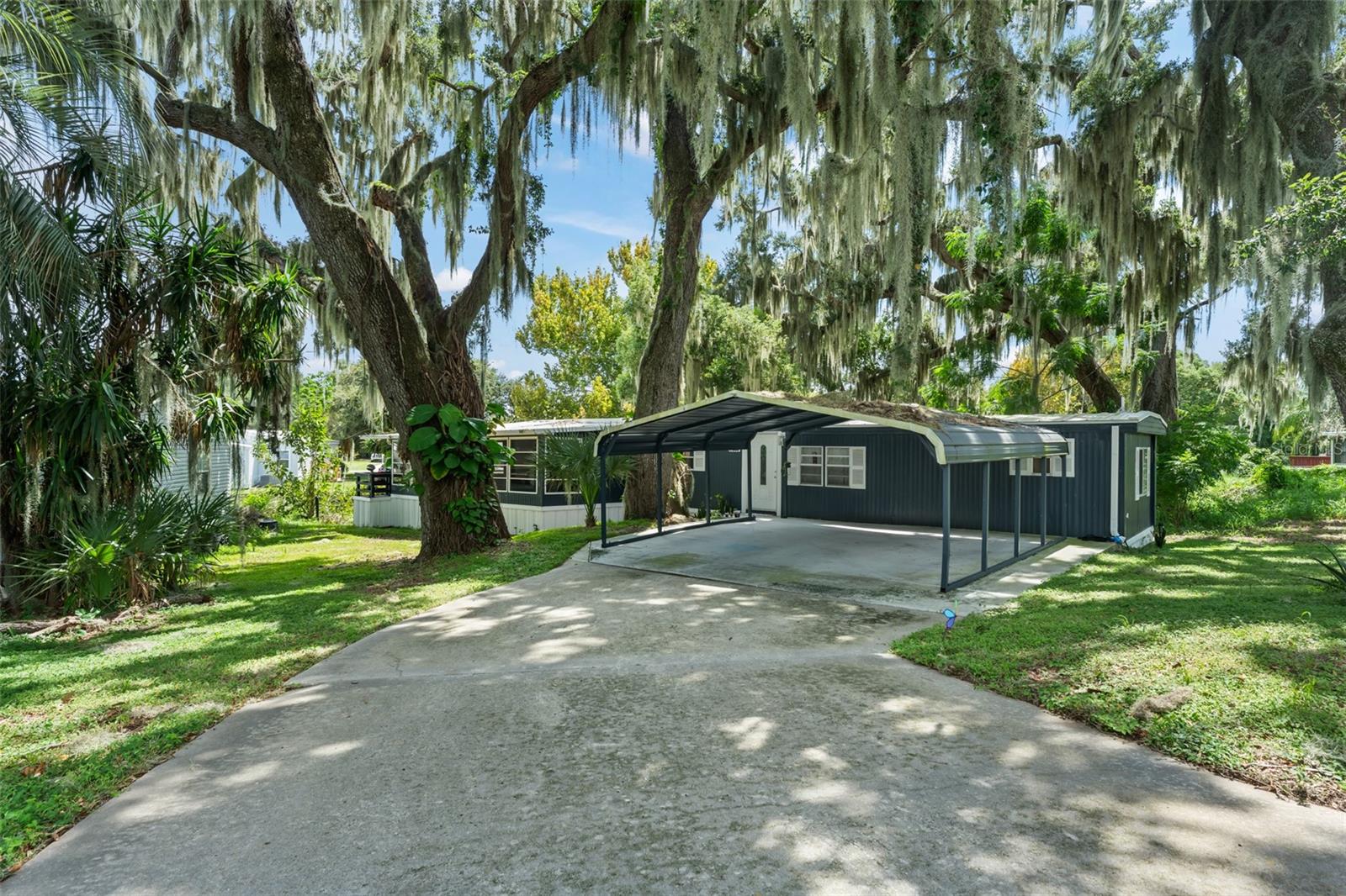 17336 Palm Dr Property Photo 1