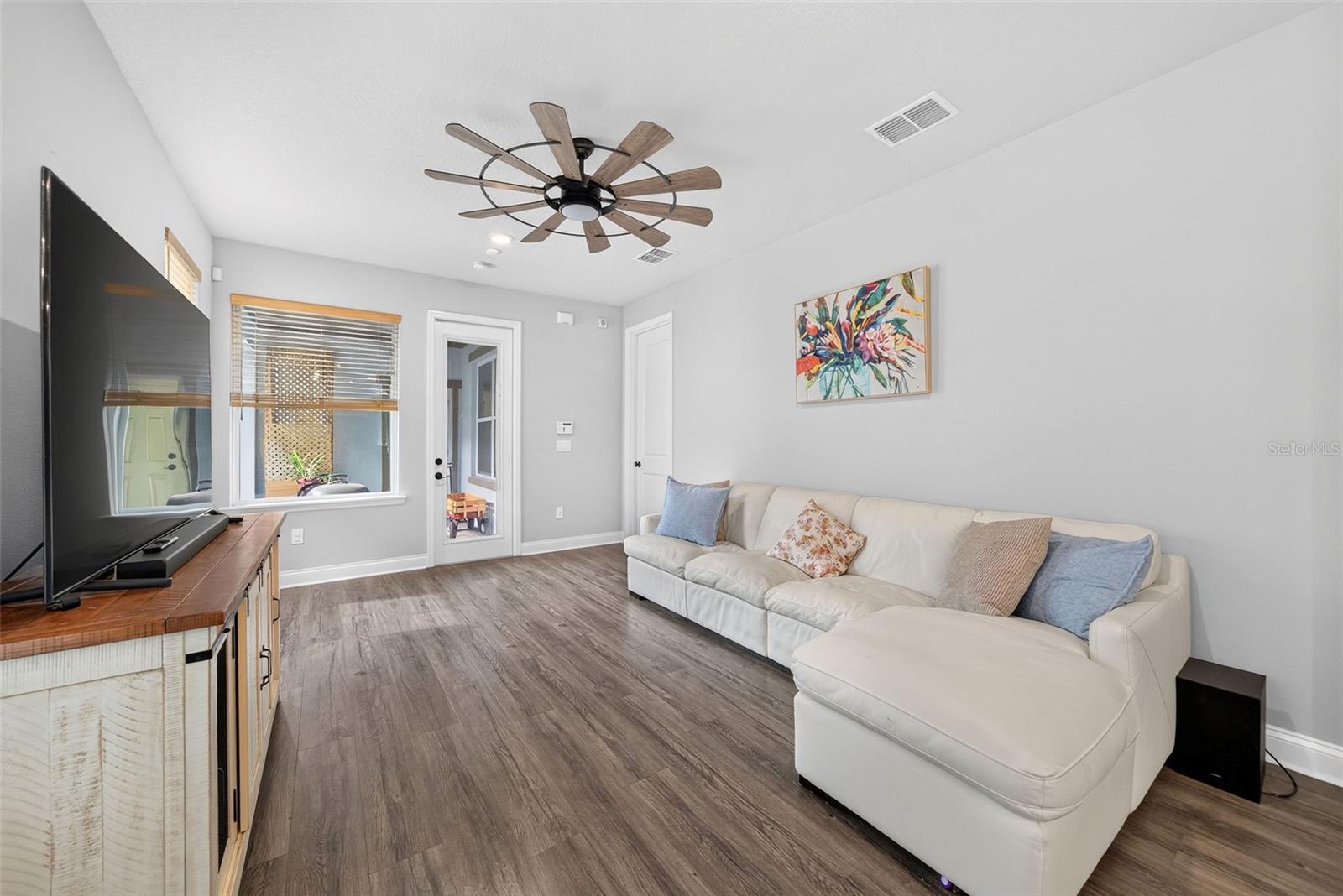 6939 Higgs Aly Property Photo 16