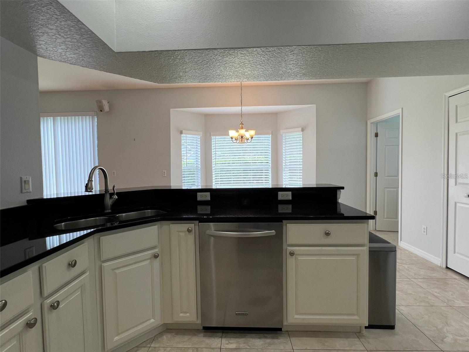 1831 Abbots Hill Dr Property Photo 10