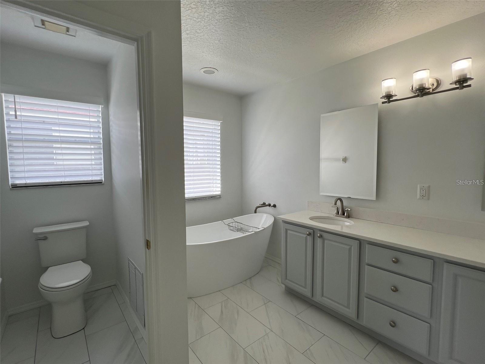 1831 Abbots Hill Dr Property Photo 16