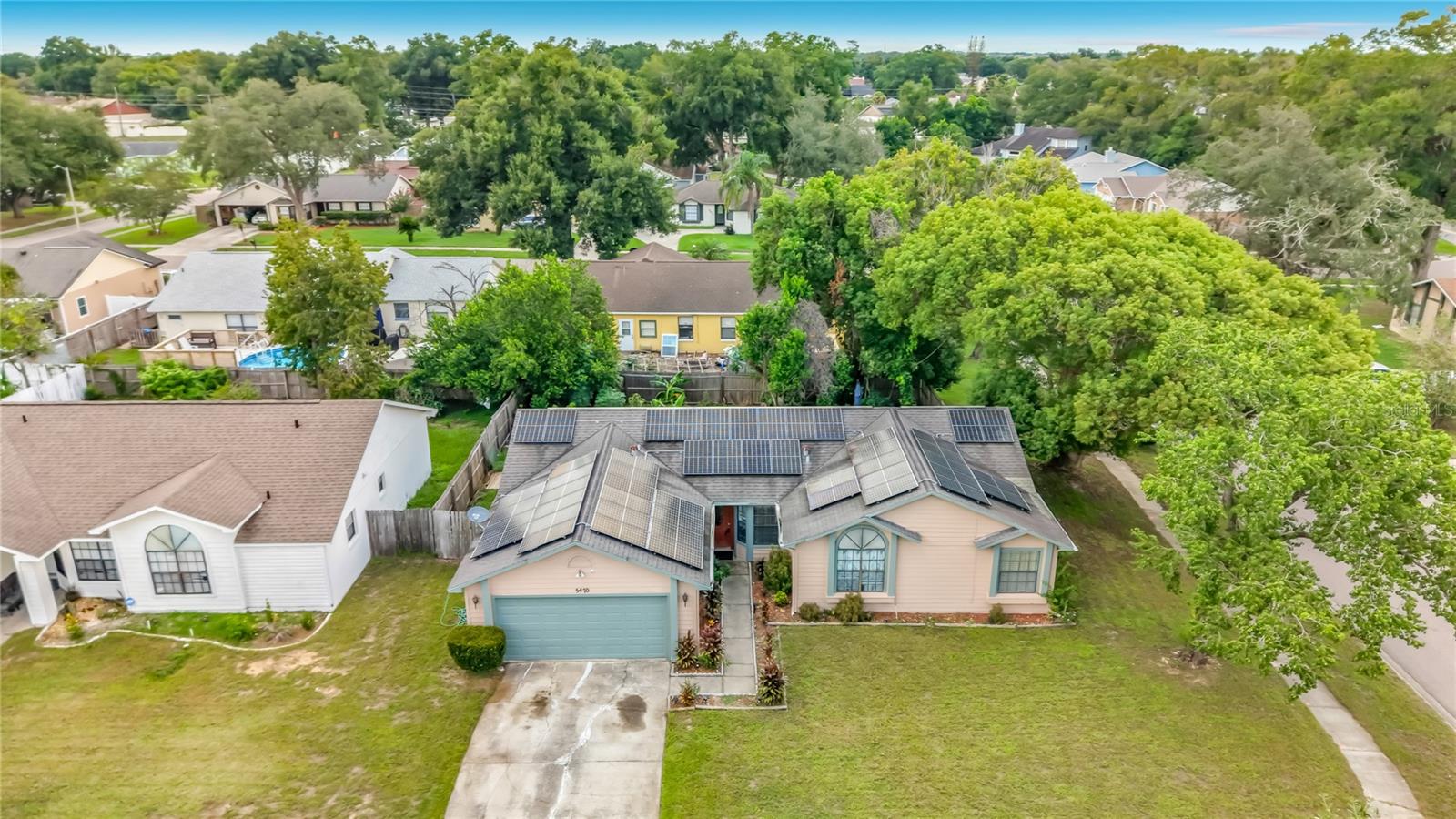 5470 HIGGINS WAY Property Photo 1