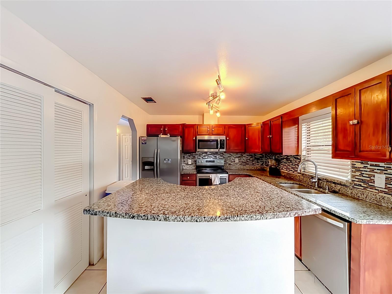 5470 Higgins Way Property Photo 12