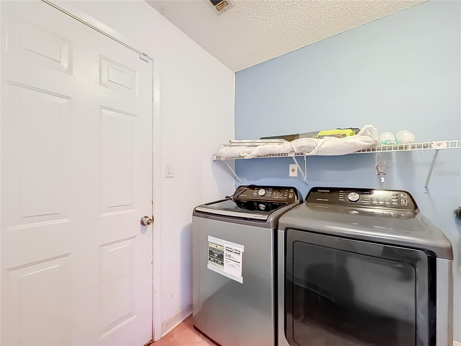 5470 Higgins Way Property Photo 33
