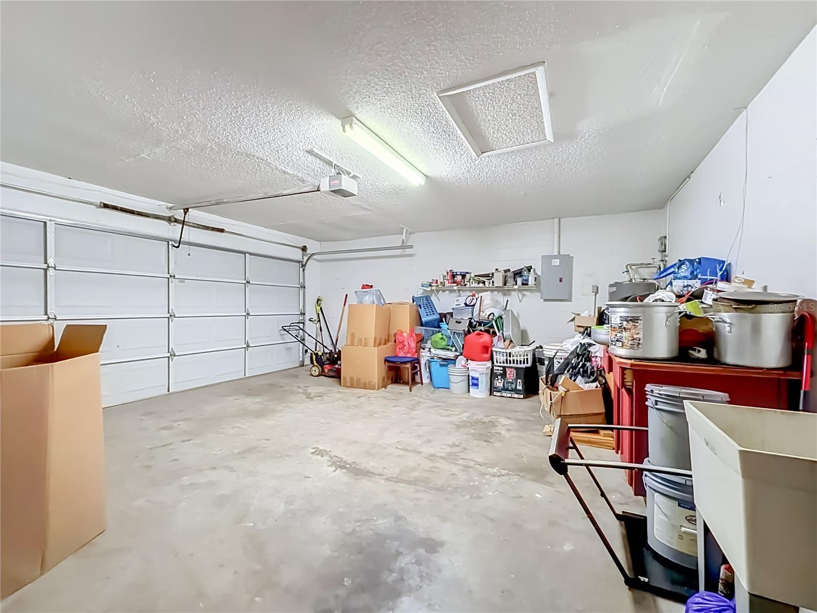 5470 Higgins Way Property Photo 35