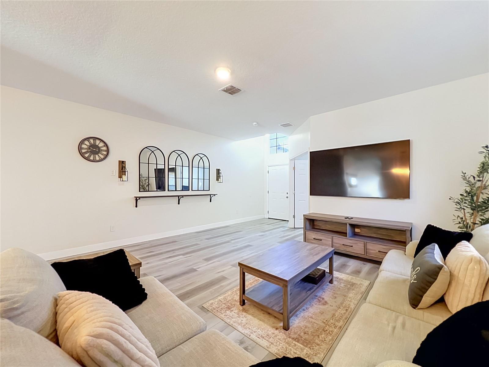 2271 Crystal Falls Way Property Photo 10