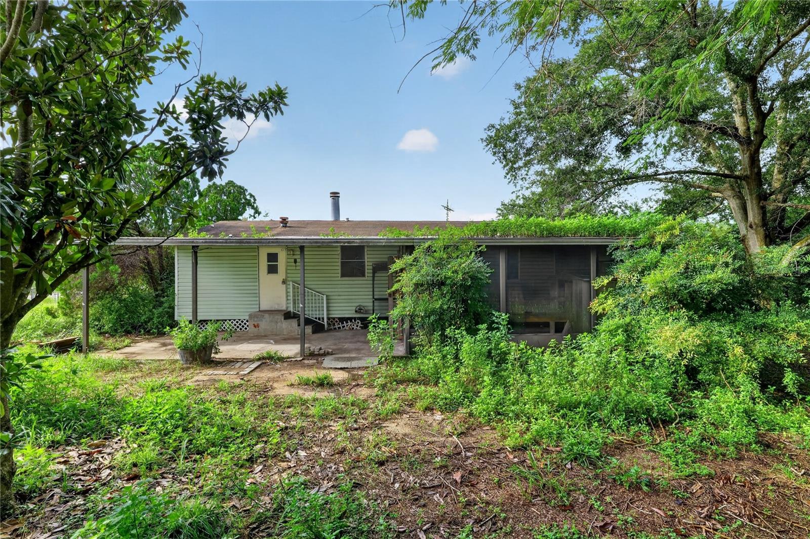 9550 Silverbend Dr Property Photo 1