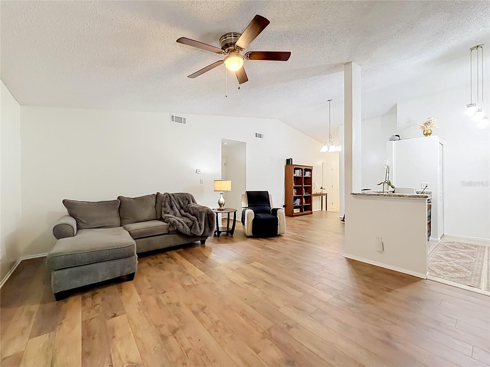 107 Long Leaf Pine Cir Property Photo 7