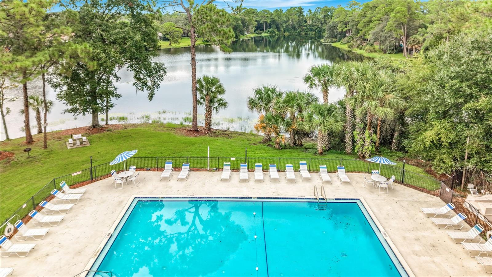 107 Long Leaf Pine Cir Property Photo 32